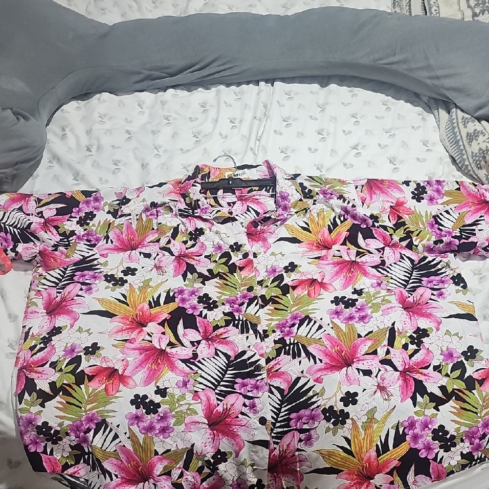 BeBop Floral Pink and Green Tunic Top